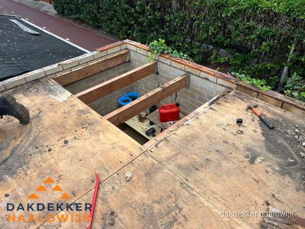 Plat dak vervangen met open constructie in Naaldwijk Plat dak vervangen met open constructie in Naaldwijk