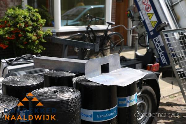 Dakbedekkingsmateriaal en dakgoot onderdelen in Naaldwijk Dakbedekkingsmateriaal en dakgoot onderdelen in Naaldwijk